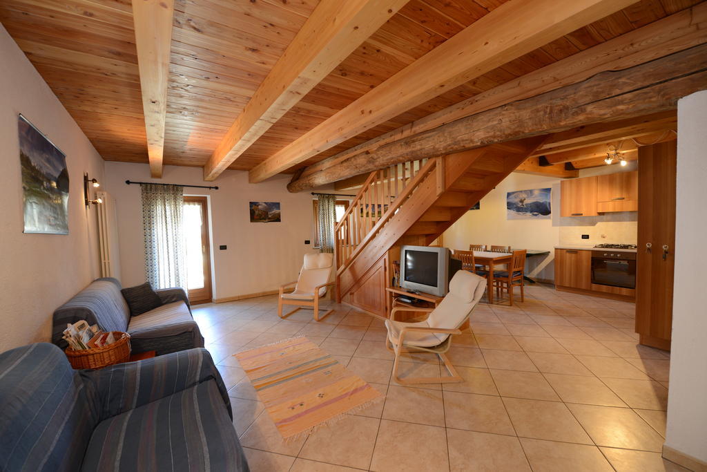 Vieilles Maisons D'Introd Rom bilde