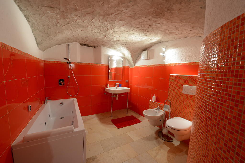 Vieilles Maisons D'Introd Rom bilde